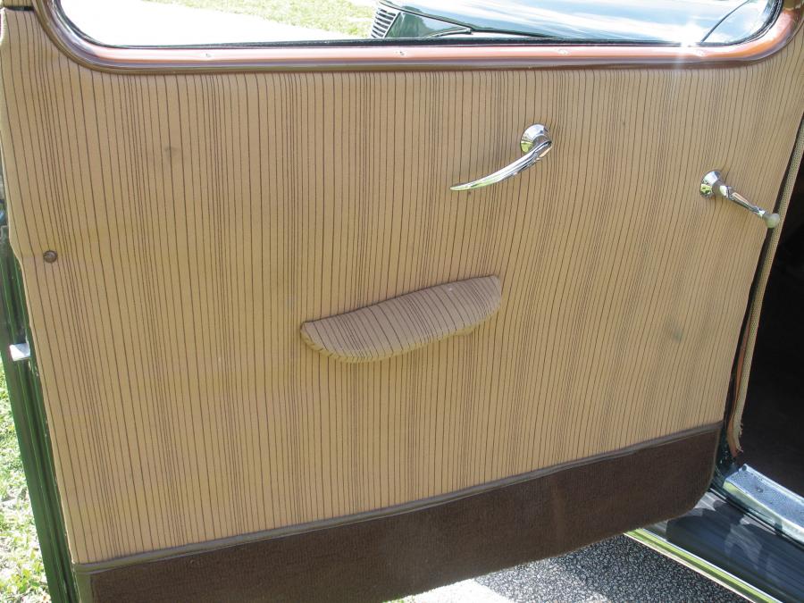 Детали интерьера Lincoln Zephyr Coupe (HB-720) 1937 года  (фото 26 из 46)